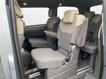 Volkswagen Multivan TDI — photo 11