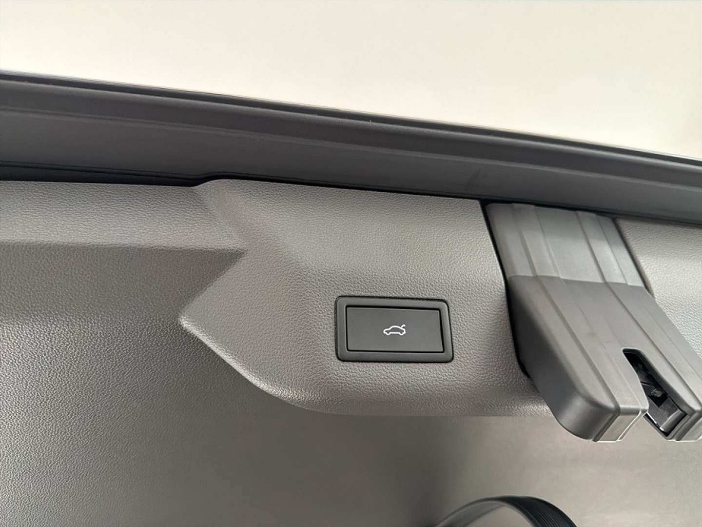 Volkswagen Multivan Edition - 2025 - Joinsteer - #6