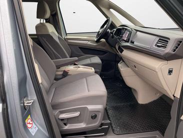 Volkswagen Multivan TDI — photo 13