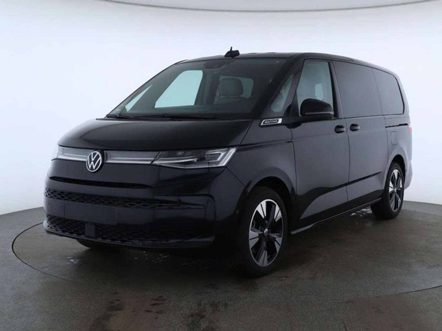 Volkswagen Multivan TDI Style - 2024 - Joinsteer - #1
