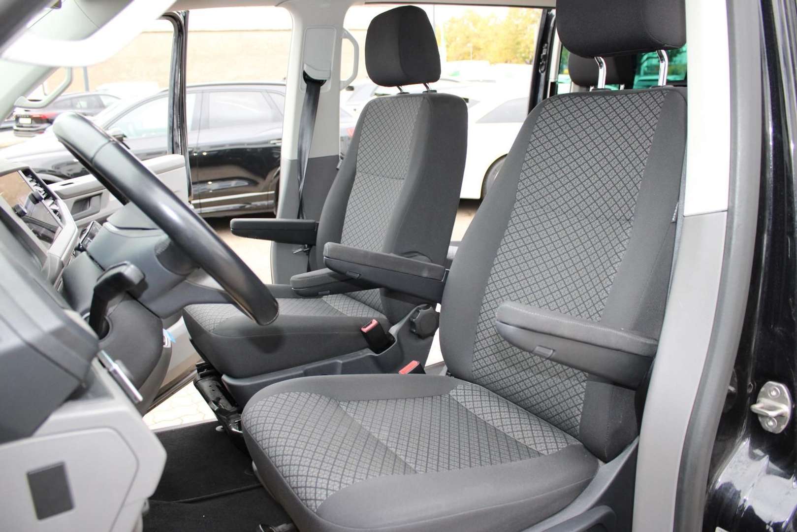 Volkswagen T6 Caravelle - 2020 - Joinsteer - #5