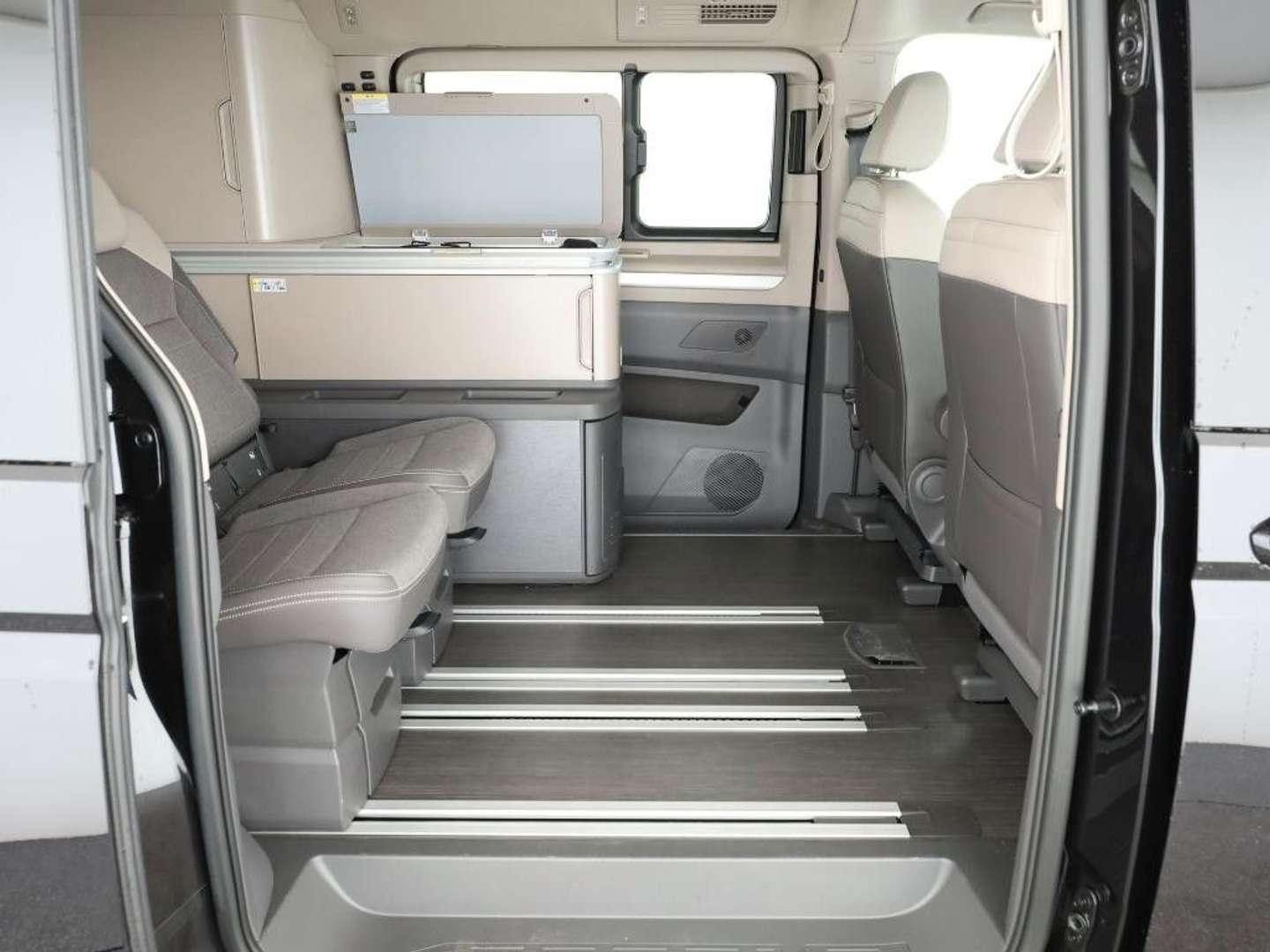 Volkswagen Multivan California Ocean EHybrid 4Motion - 2025 - Joinsteer - #5