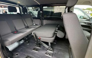 Volkswagen Multivan 4Motion — photo 12