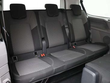 Volkswagen Multivan Caravelle TDI Life — photo 5