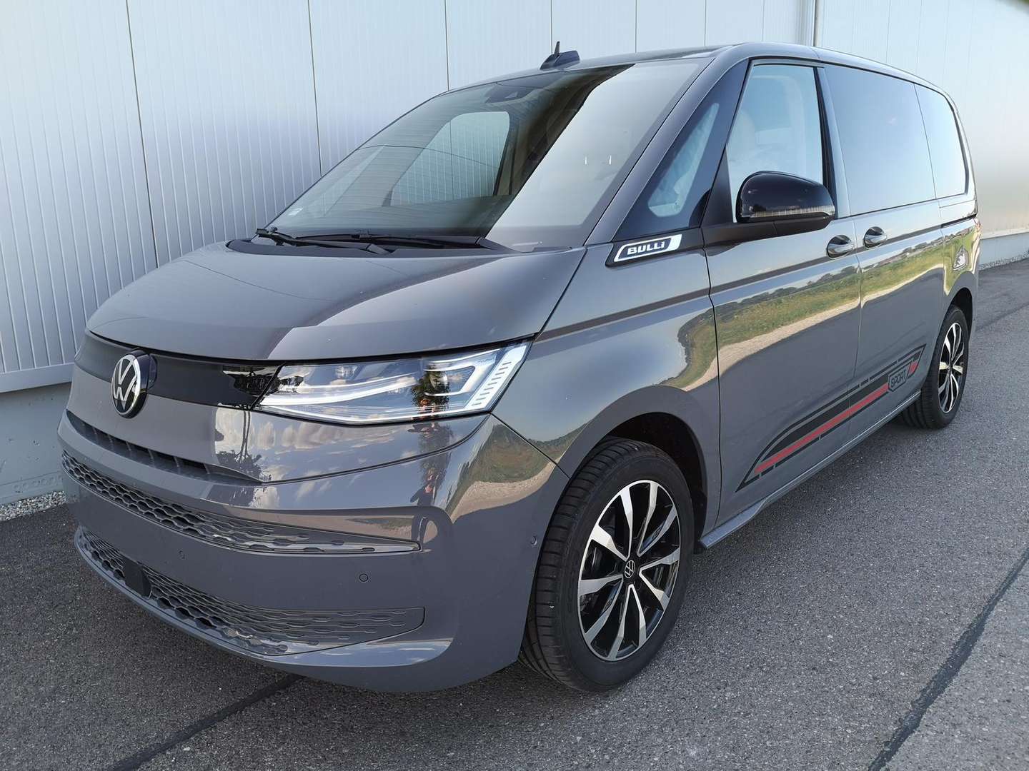 Volkswagen Multivan TDI Sport Edition - 2026 - Joinsteer - #1