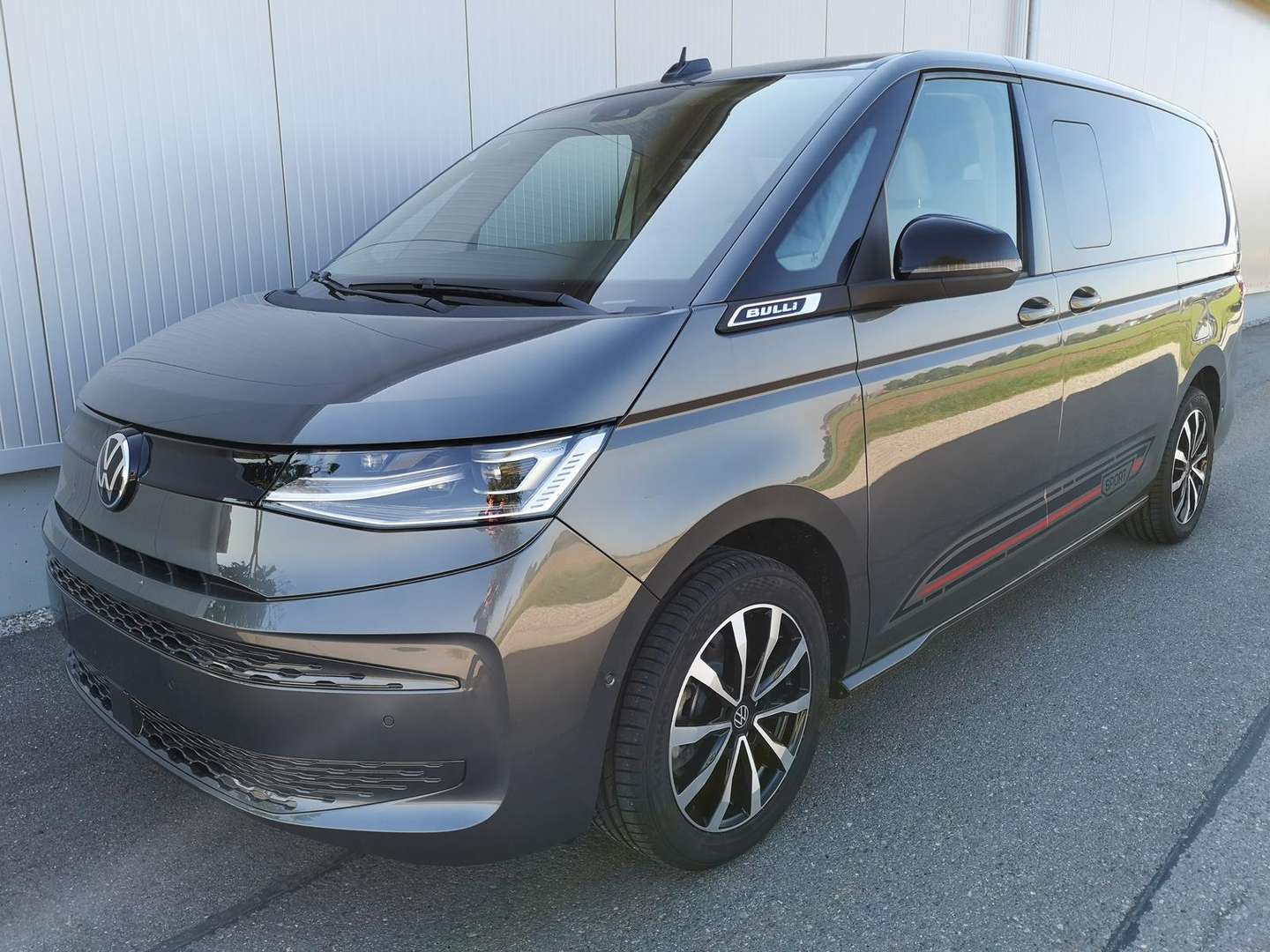 Volkswagen Multivan Sport Edition TDI Elegance - 2026 - Joinsteer - #1