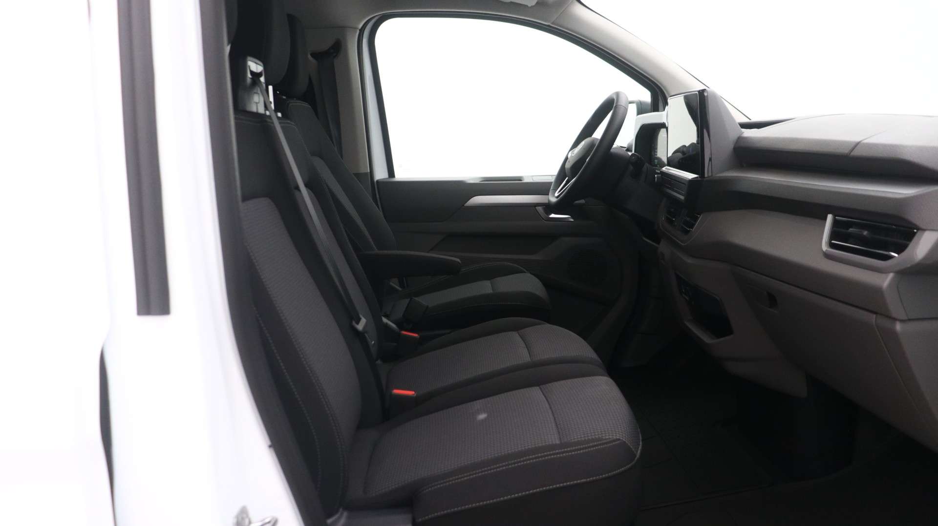 Volkswagen Transporter E-Transporter Life - 2025 - Joinsteer - #17