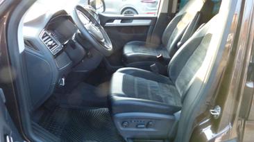 Volkswagen Multivan — photo 11