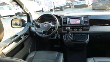 Volkswagen Multivan — photo 15