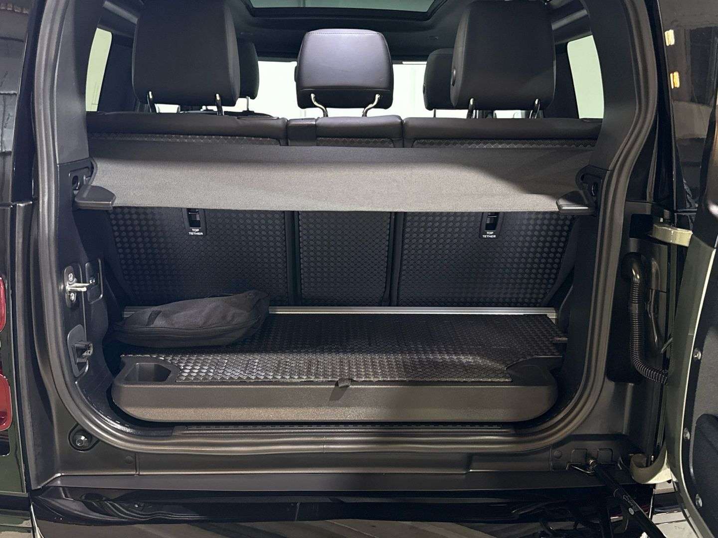 Land Rover Defender 90 X-Dynamic SE 3.0D L6 MHEV AWD Aut. 250 - 2025 - Joinsteer - #5