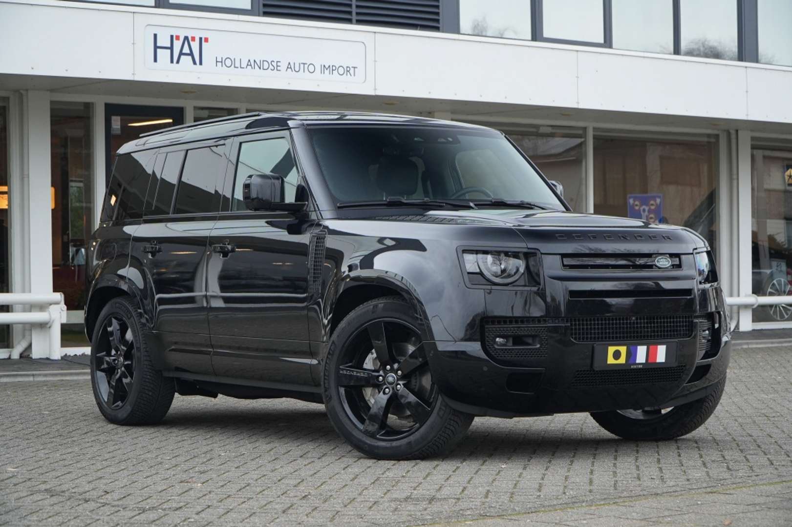 Land Rover Defender 110 2.0 P300e X-Dynamic HSE I Pano I 22 Inch I Hea - 2025 - Joinsteer - #1