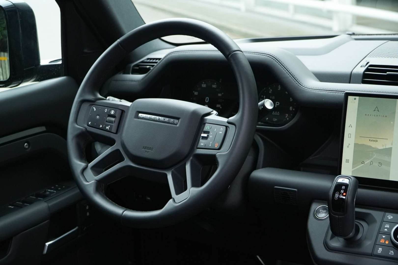 Land Rover Defender 110 2.0 P300e X-Dynamic HSE I Pano I 22 Inch I Hea - 2025 - Joinsteer - #3