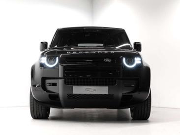 Land Rover Defender 110 Dynamic SE Edition 2.0 P300e — photo 7