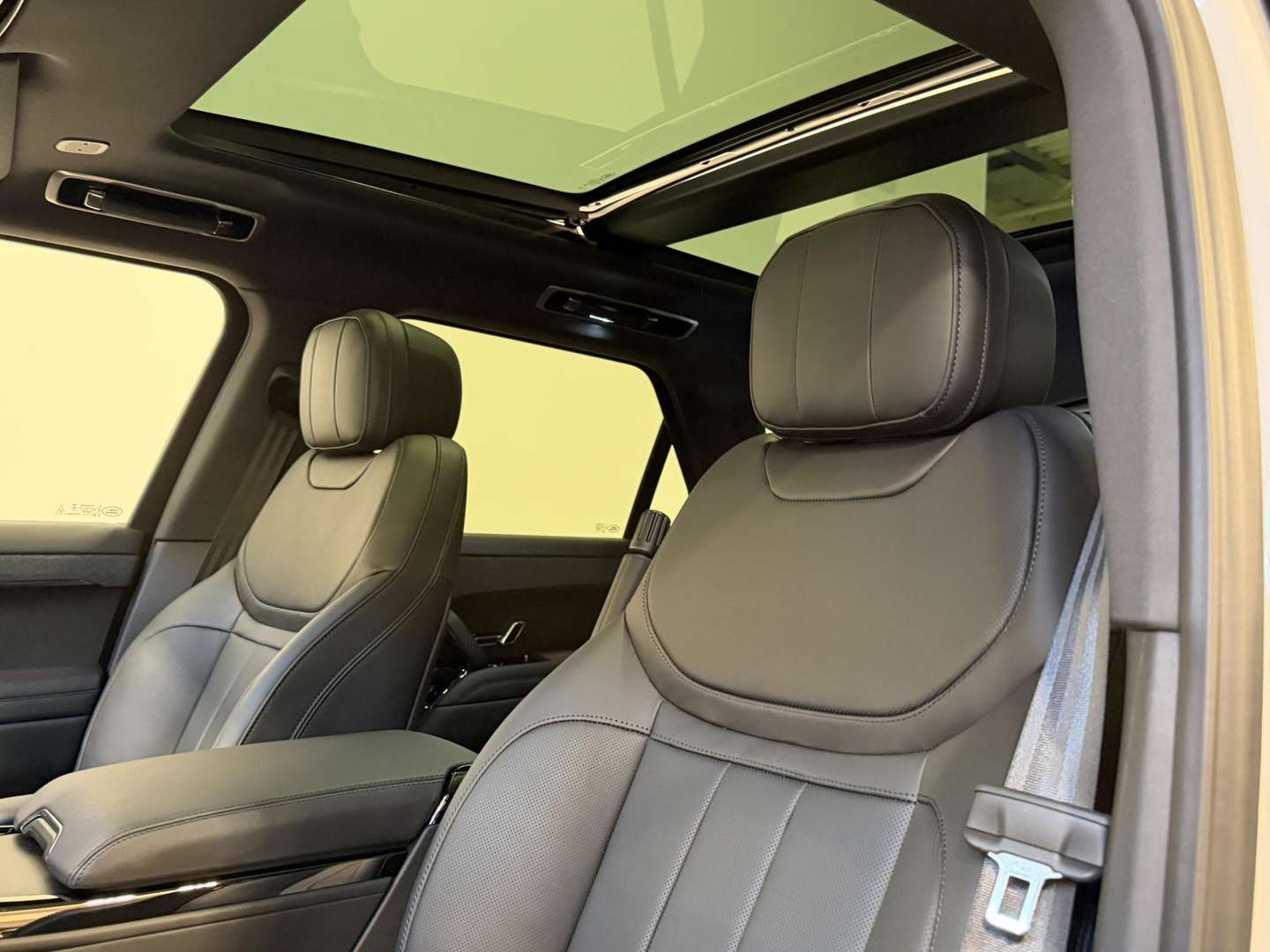 Land Rover Range Rover Sport 3.0 P460e Dynamic SE PHEV - 2026 - Joinsteer - #6