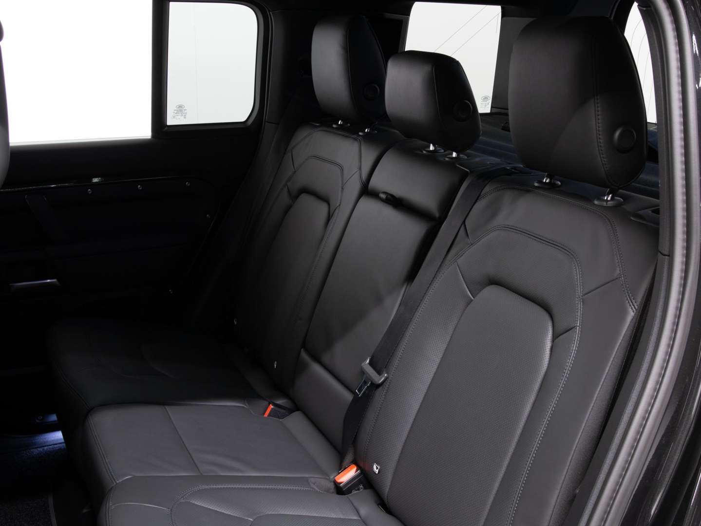 Land Rover Defender 110 Dynamic SE Edition 2.0 P300e - 2026 - Joinsteer - #20