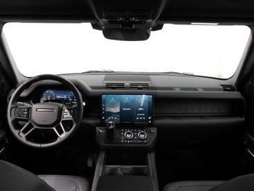 Land Rover Defender 110 Dynamic SE Edition 2.0 P300e — photo 24