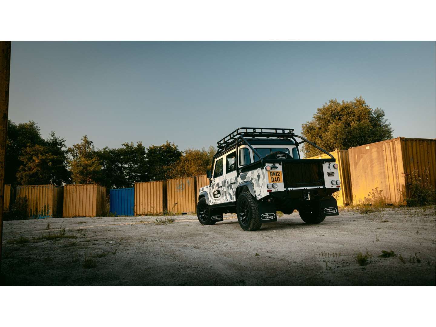 Land Rover Defender 110 TROPHY 2 Works V8 - 2026 - Joinsteer - #3