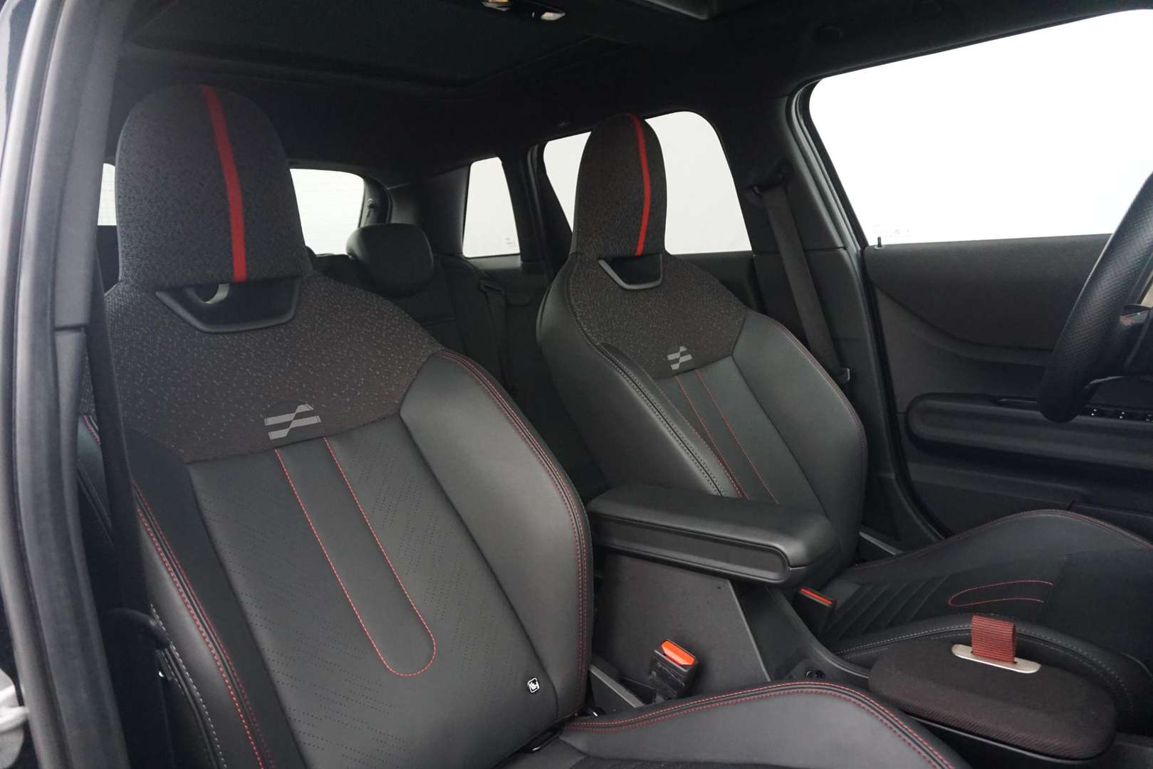 Mini 5 Portes JCW Cooper - 2024 - Joinsteer - #6