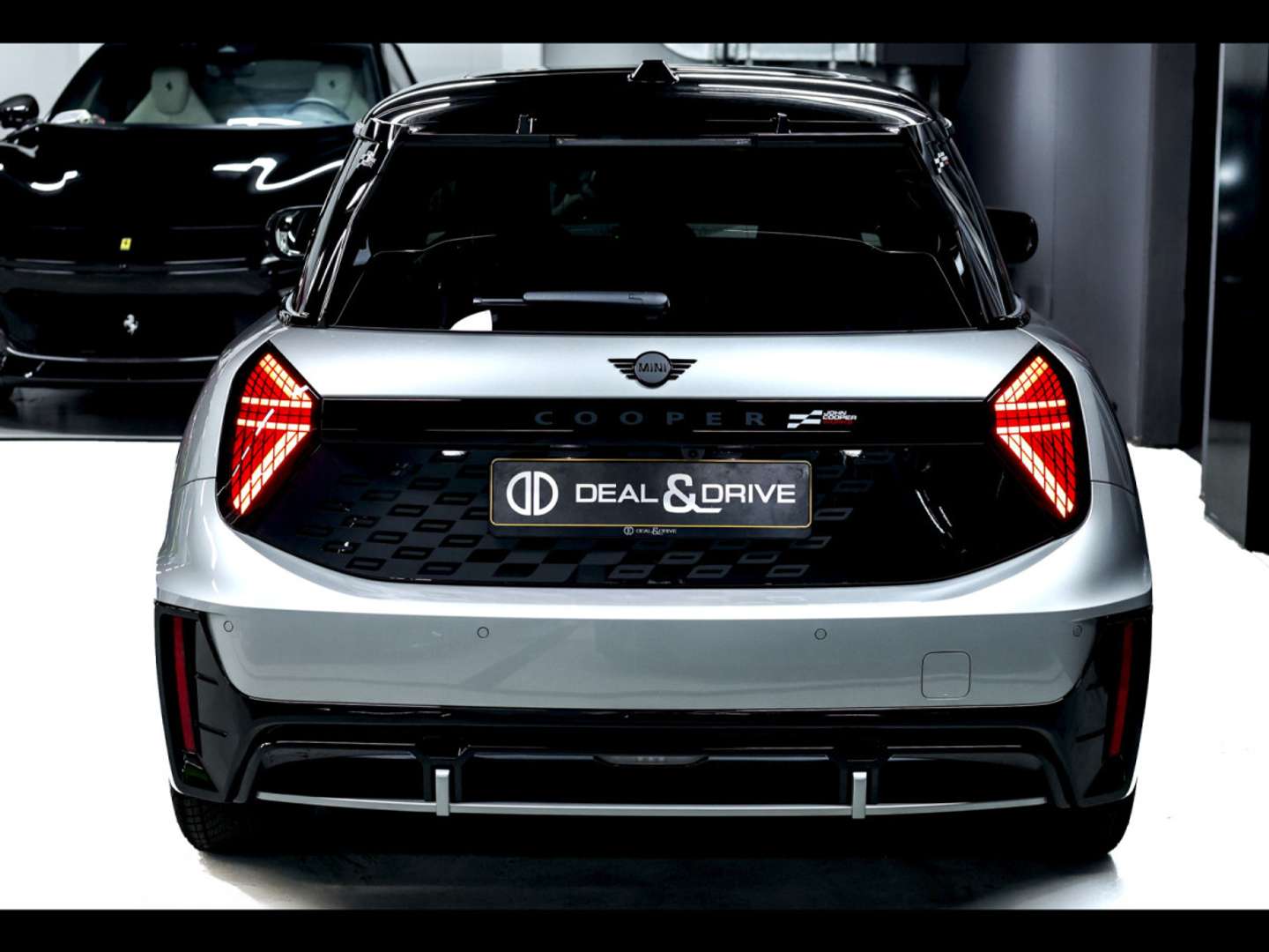 Mini Cooper E JCW Cooper - 2025 - Joinsteer - #4