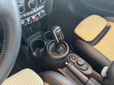 Mini Cabrio COOPER S — photo 18
