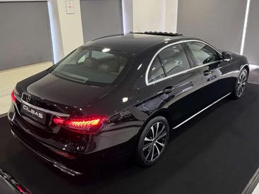 Mercedes Classe E 300 — photo 7