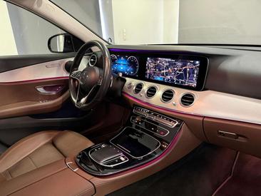 Mercedes Classe E 300 — photo 24