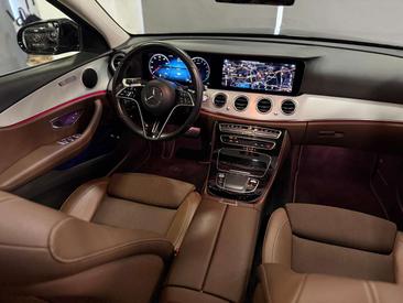 Mercedes Classe E 300 — photo 28