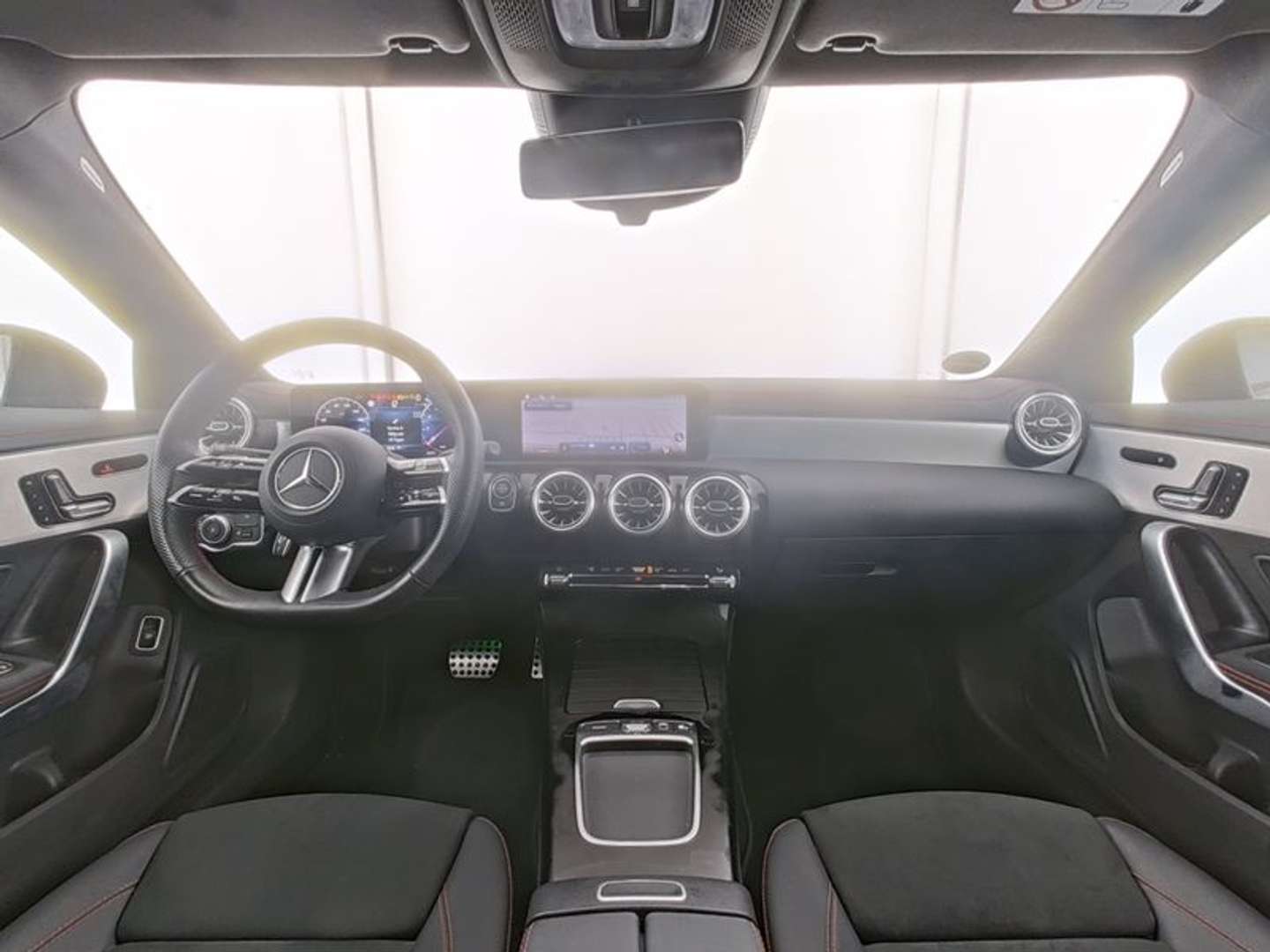 Mercedes CLA 200 Coupé 200 AMG Line - 2024 - Joinsteer - #2