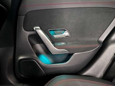 Mercedes CLA 200 AMG Line — photo 29