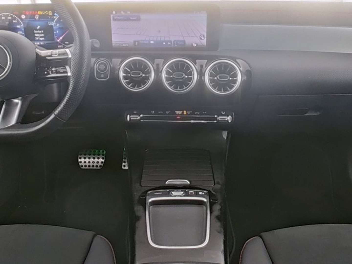 Mercedes CLA 200 Coupé 200 AMG Line - 2024 - Joinsteer - #4