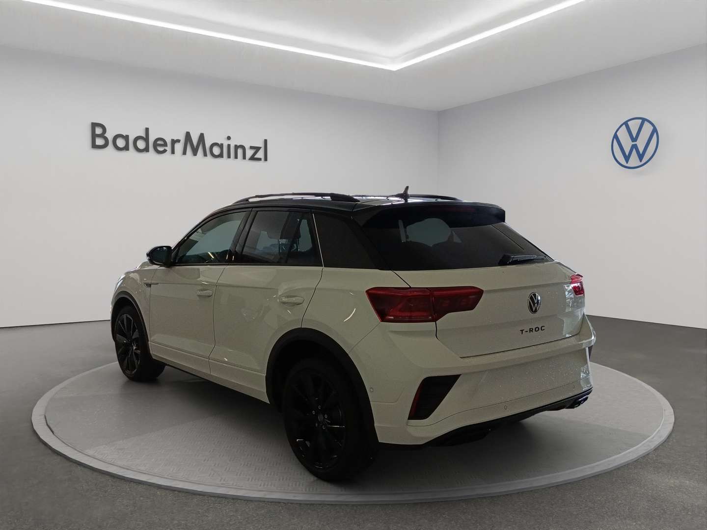 Volkswagen T-Roc R-Line - 2025 - Joinsteer - #4