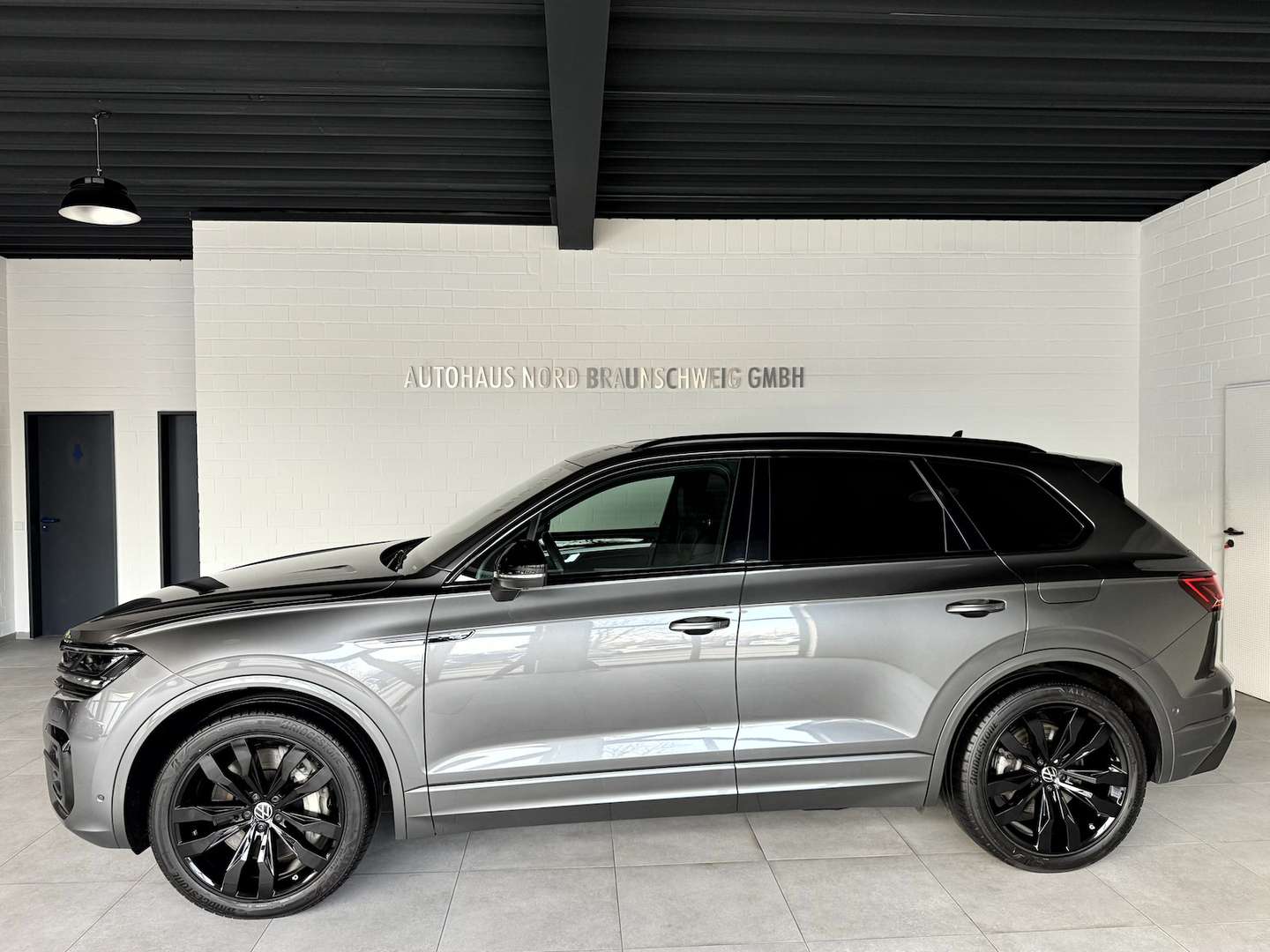 Volkswagen Touareg R BlackStyle - 2021 - Joinsteer - #3