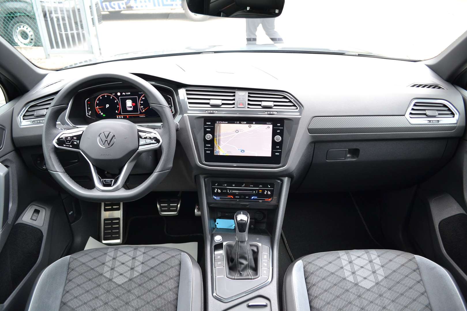 Volkswagen TIGUAN Hybrid R-Line - 2021 - Joinsteer - #8