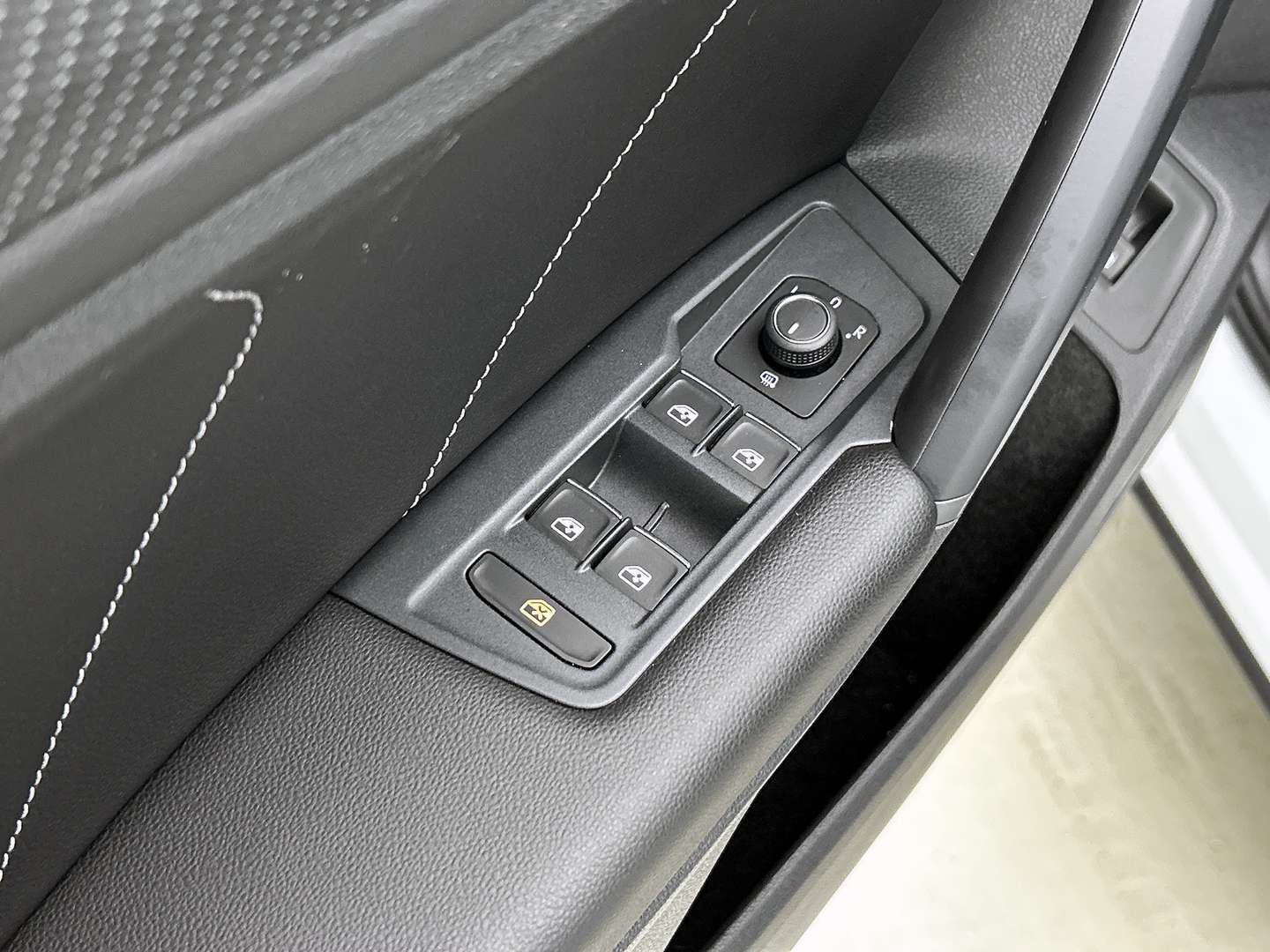 Volkswagen TIGUAN EHybrid R-Line - 2022 - Joinsteer - #10
