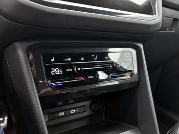 Volkswagen TIGUAN EHybrid R-Line — photo 22
