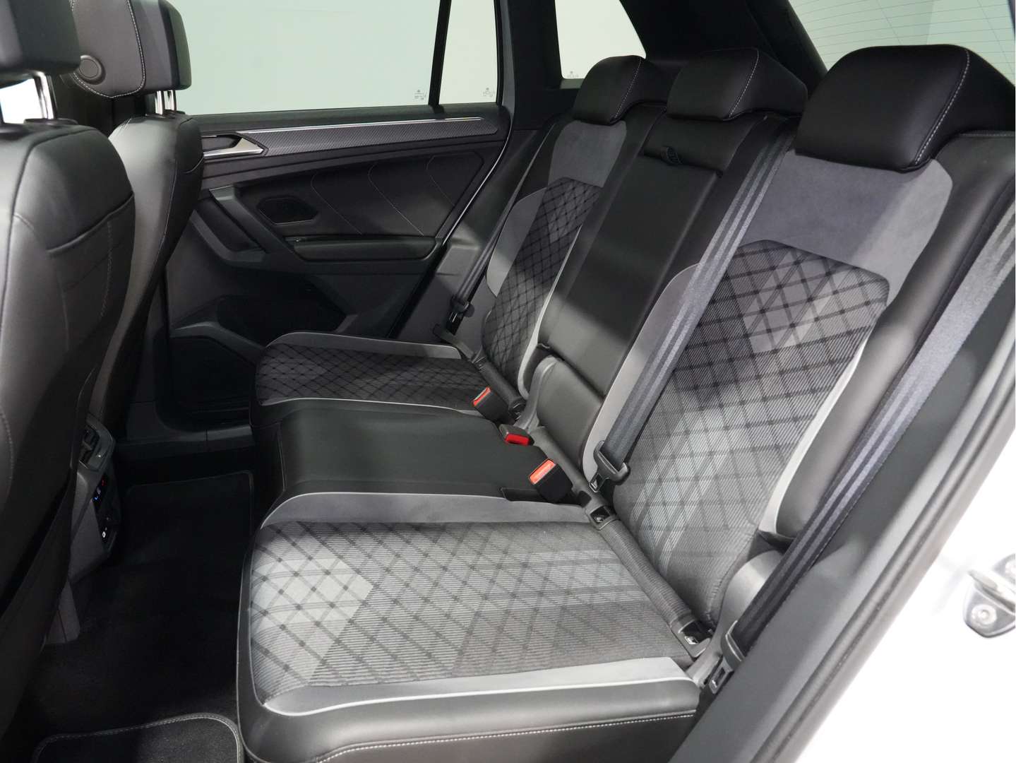 Volkswagen TIGUAN EHybrid R-Line - 2022 - Joinsteer - #8