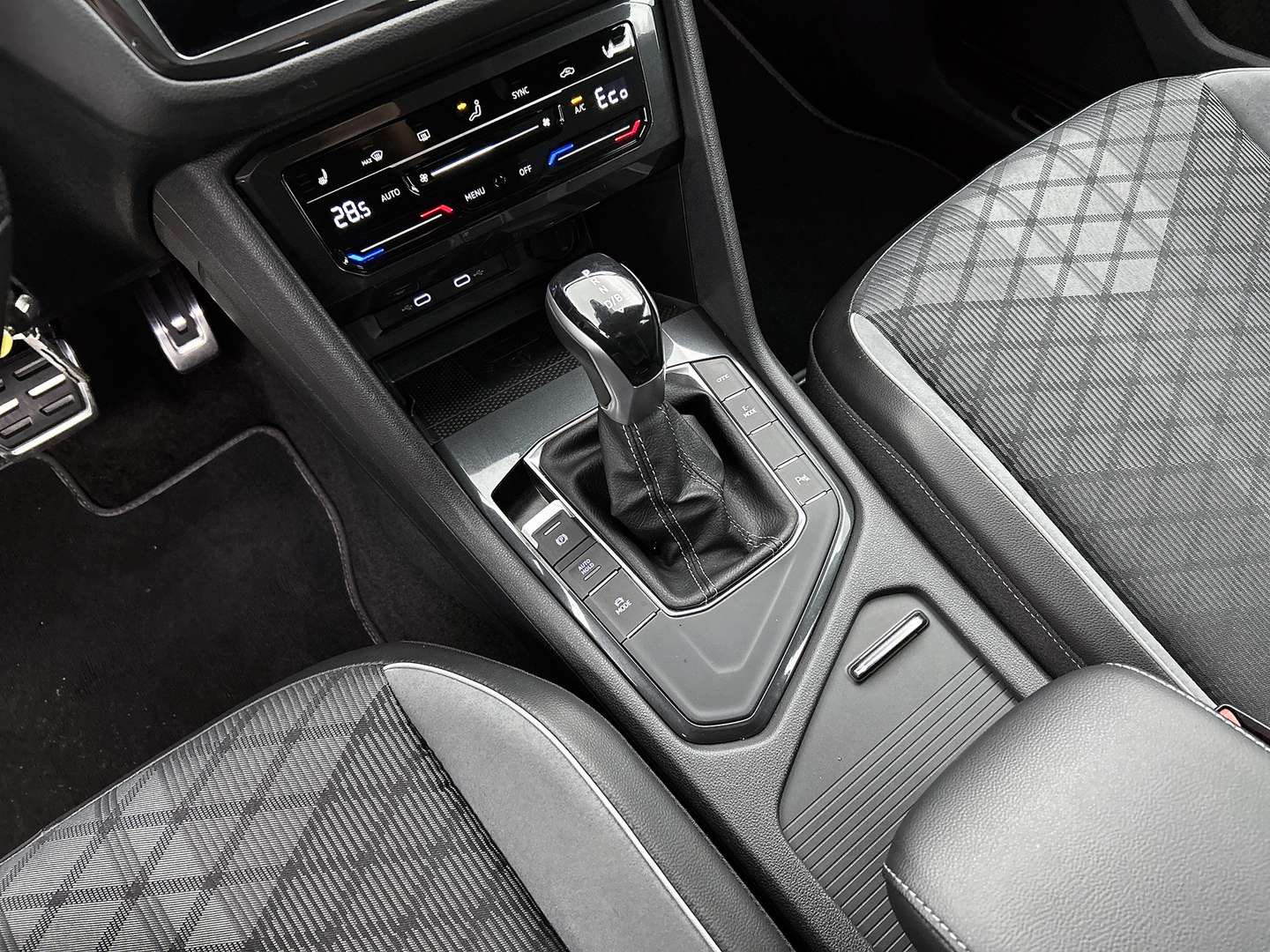 Volkswagen TIGUAN EHybrid R-Line - 2022 - Joinsteer - #25