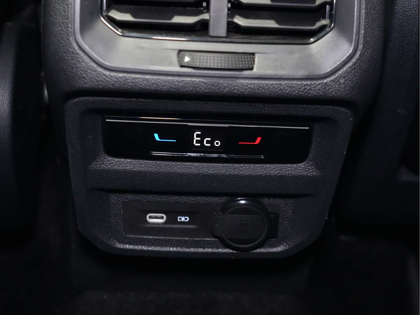 Volkswagen TIGUAN EHybrid R-Line - 2022 - Joinsteer - #10