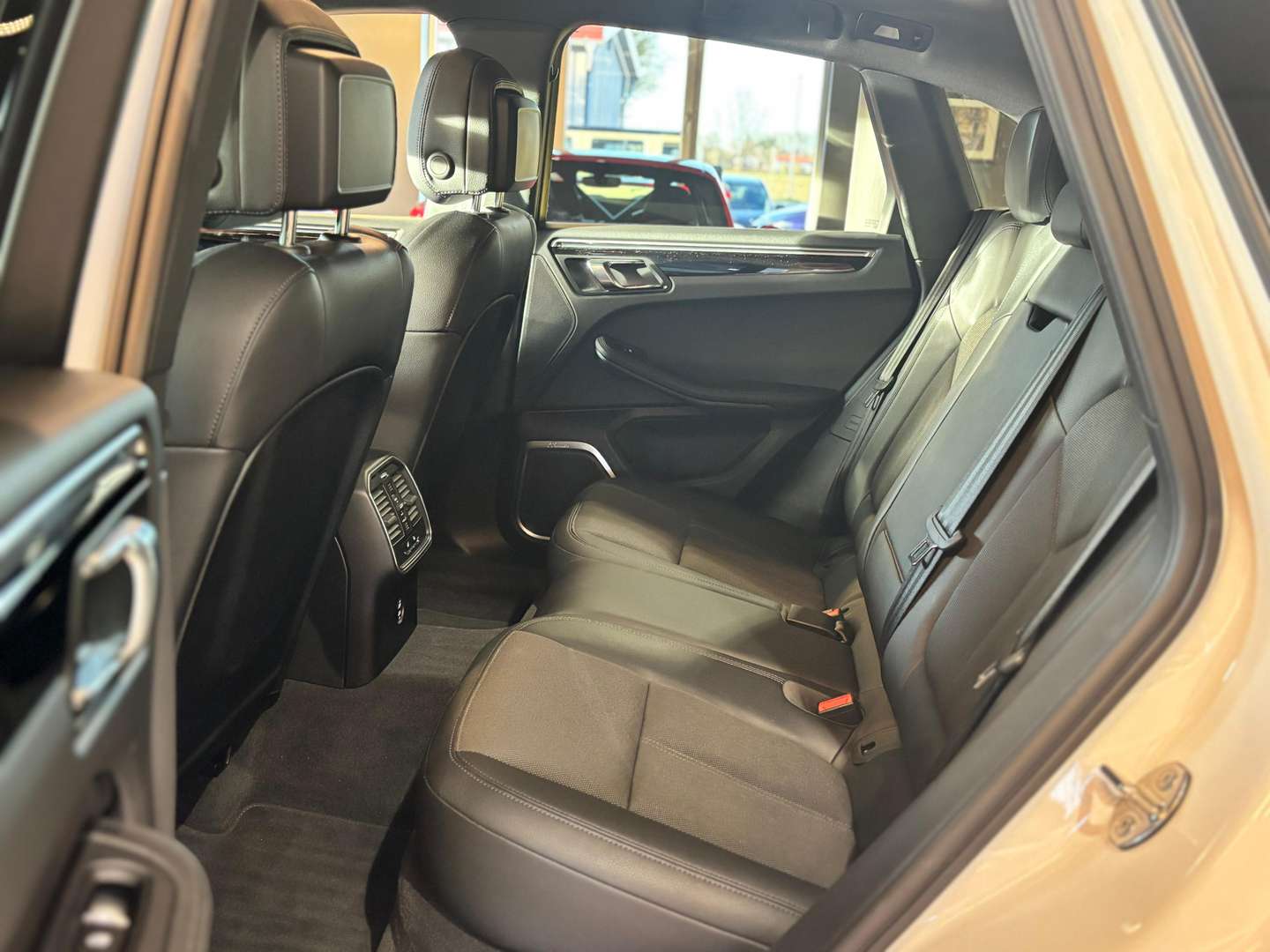 Porsche Macan I S - 2022 - Joinsteer - #16