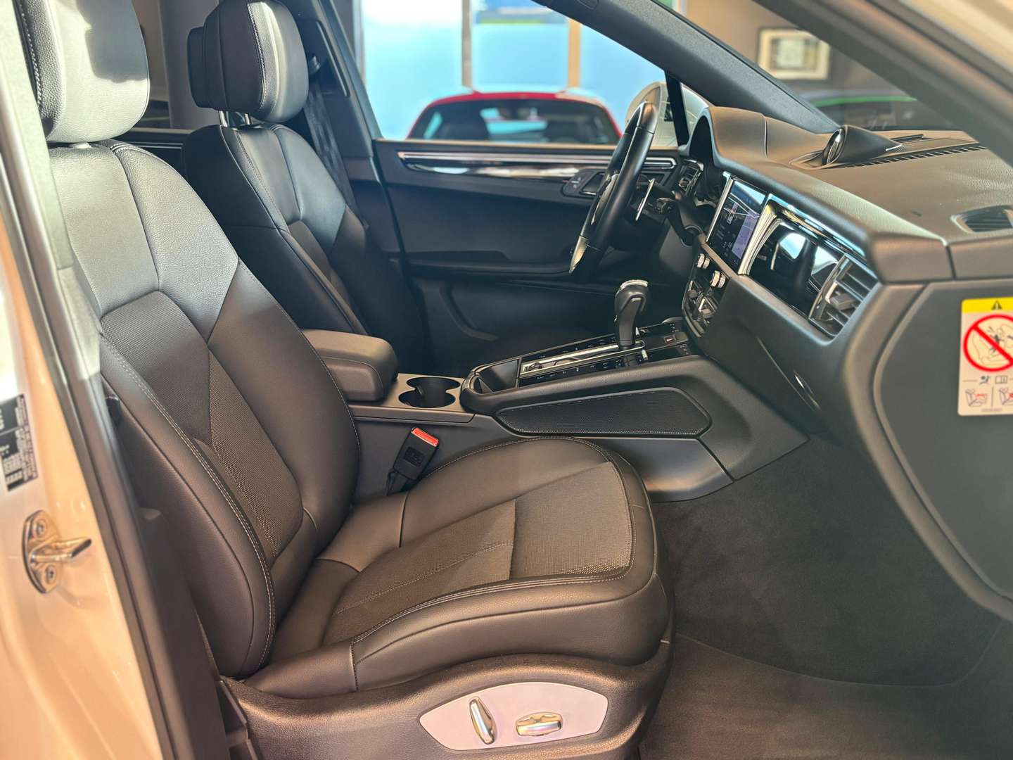 Porsche Macan I S - 2022 - Joinsteer - #17