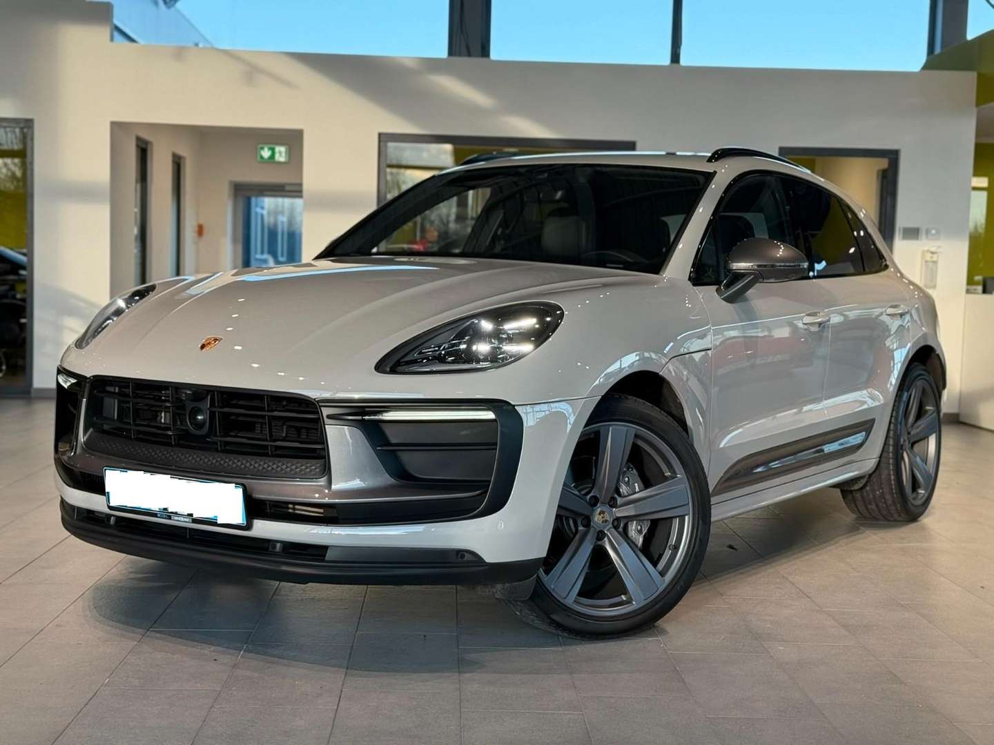 Porsche Macan I T - 2023 - Joinsteer - #1