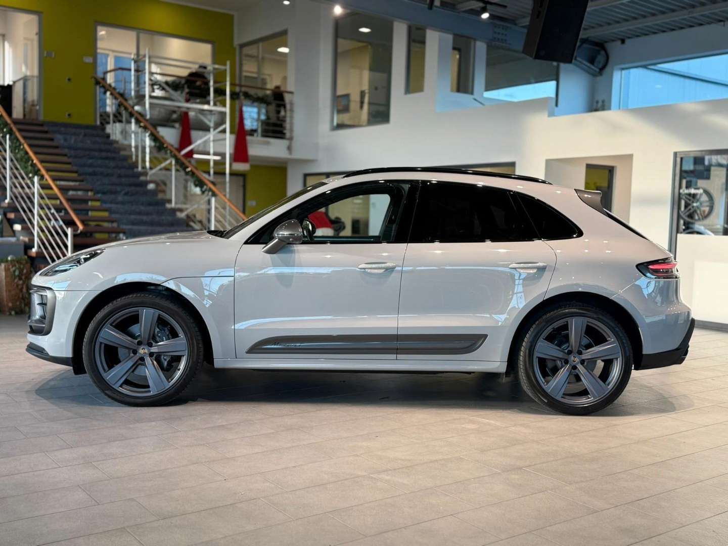 Porsche Macan I T - 2023 - Joinsteer - #2