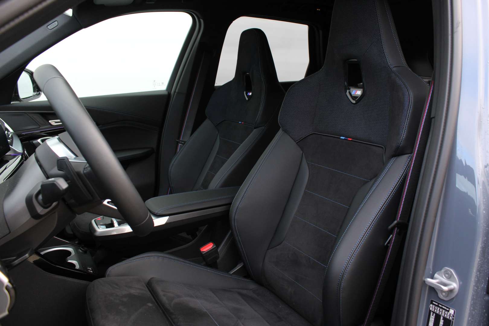 BMW IX1 M Sport EDrive20 - 2025 - Joinsteer - #7