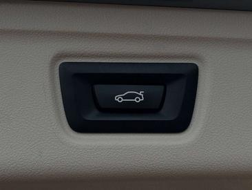 BMW Série 3 Touring 330e — photo 34