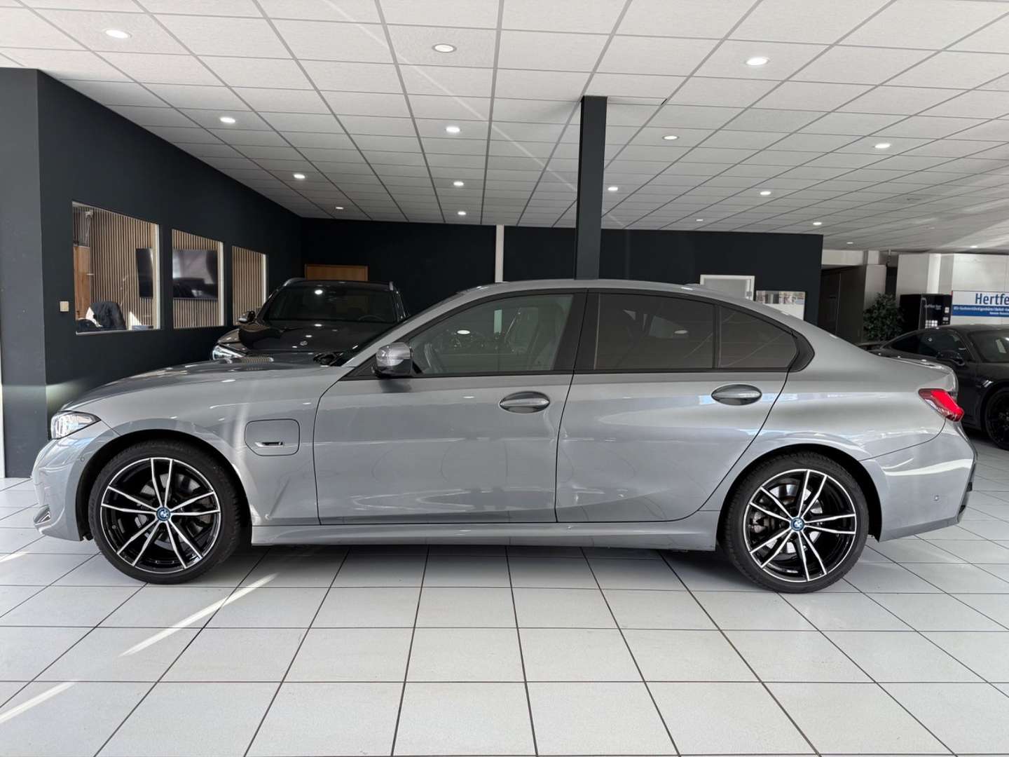 BMW 330e - 2022 - Joinsteer - #2