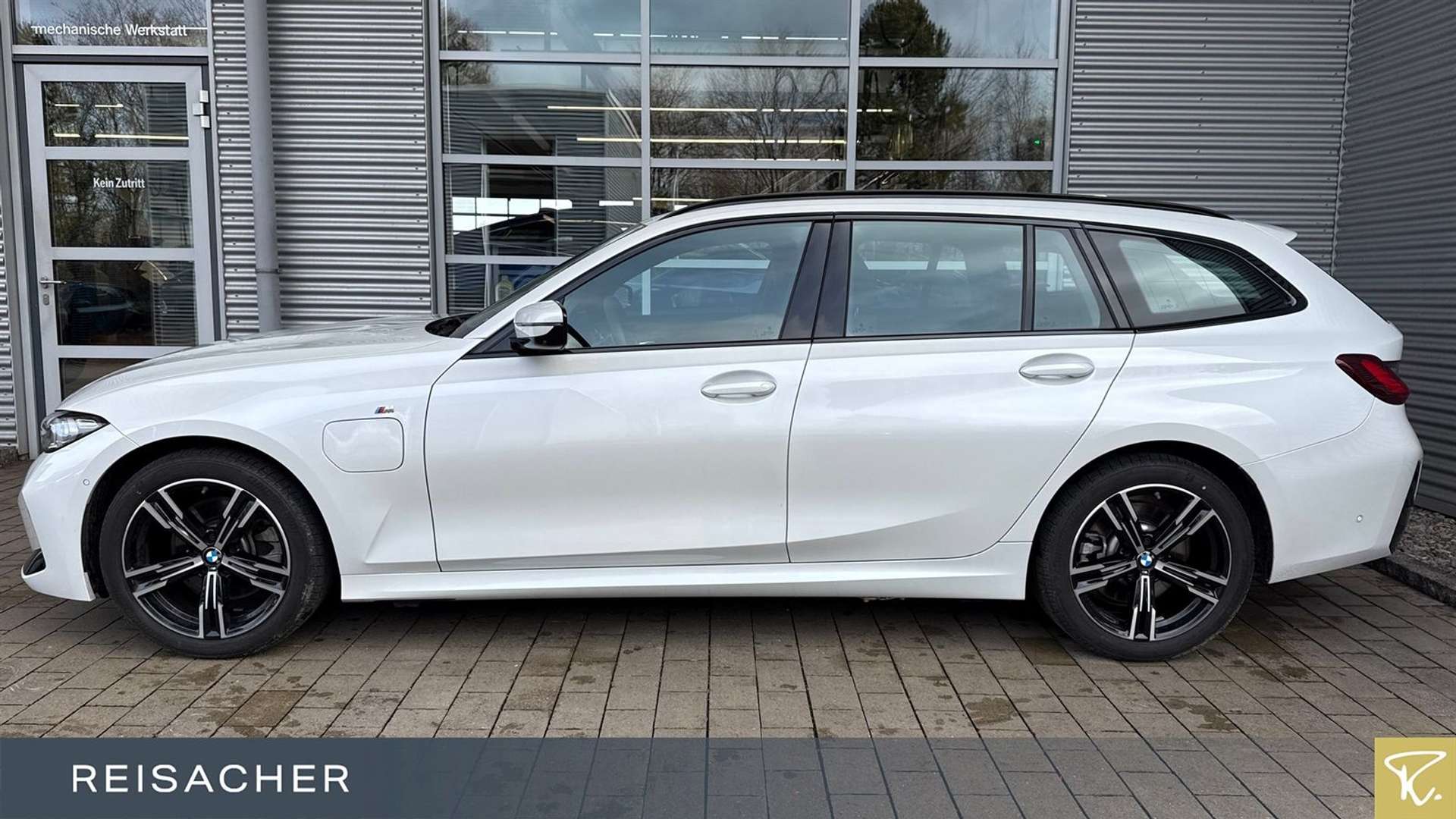 BMW 330e M Sport - 2024 - Joinsteer - #3