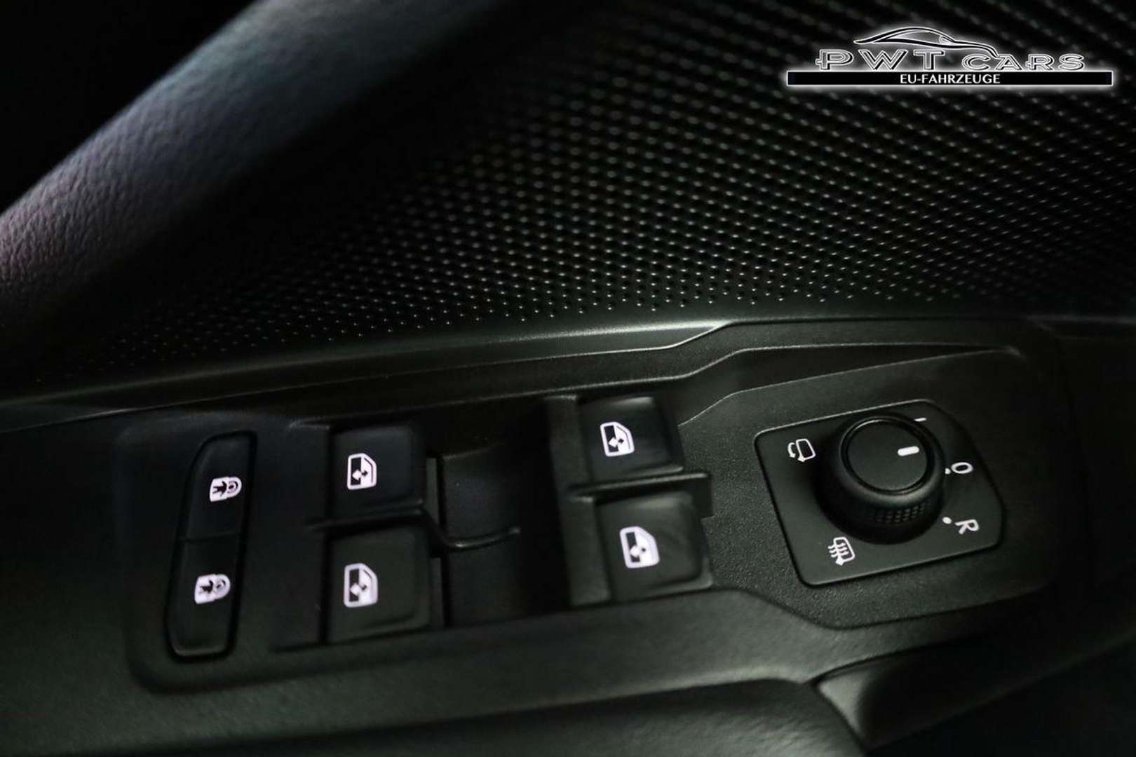 Volkswagen T-CROSS EHybrid Life - 2025 - Joinsteer - #6