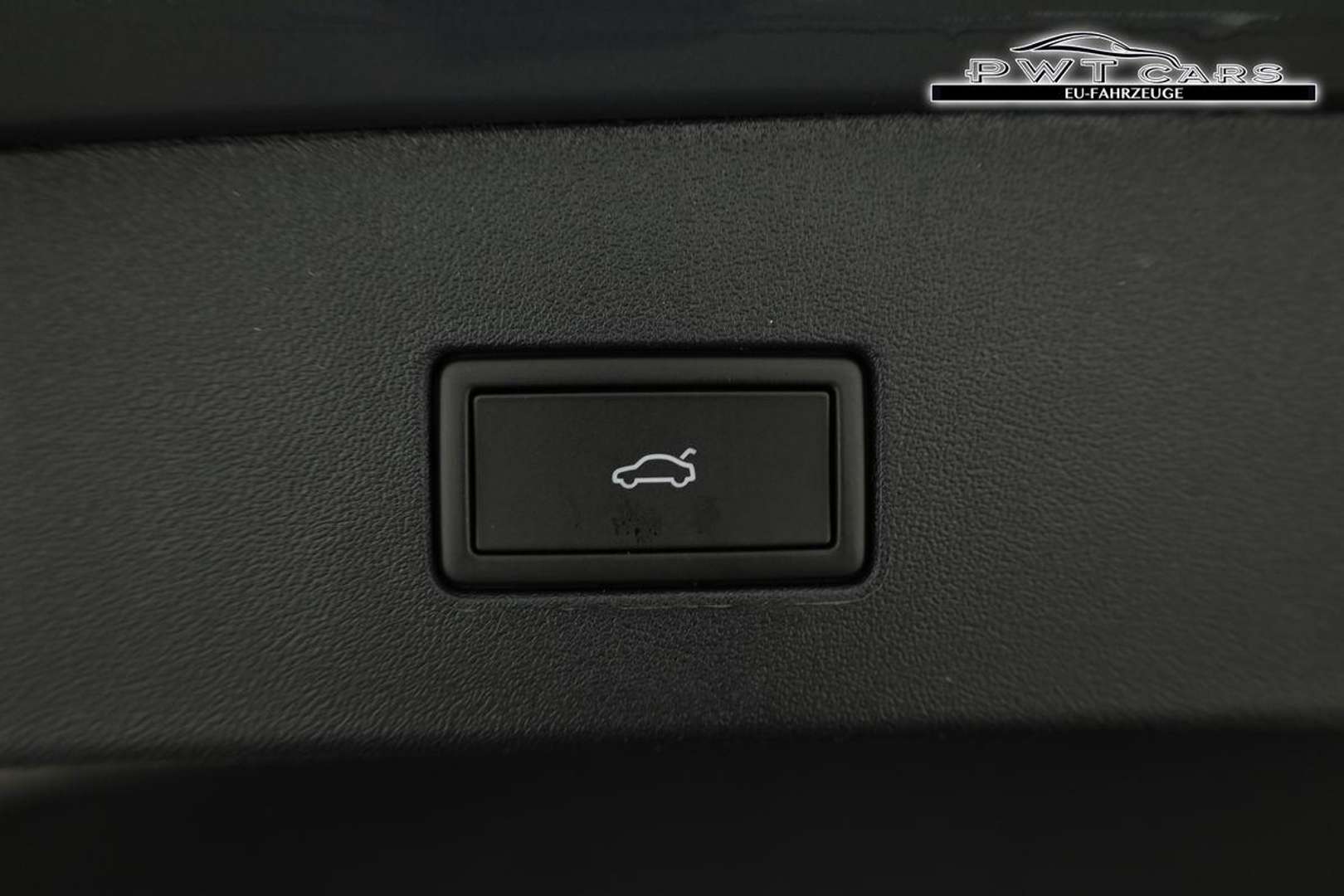 Volkswagen T-CROSS EHybrid Life - 2025 - Joinsteer - #12