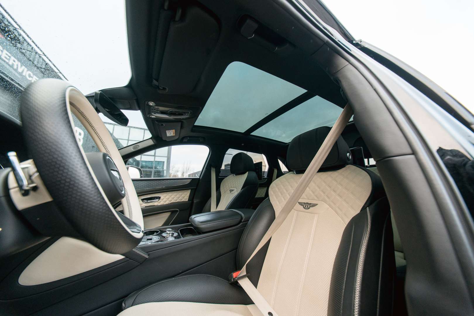 Bentley Bentayga V6 Hybrid - 2022 - Joinsteer - #9
