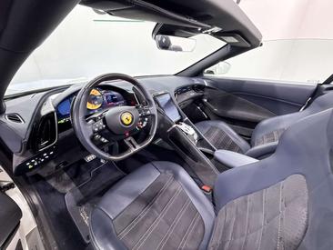 Ferrari Roma Spider — photo 16